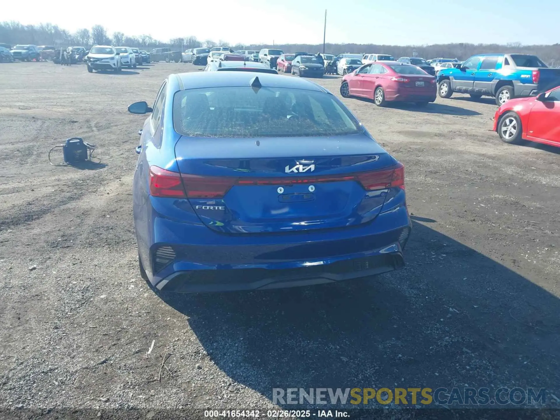 16 Photograph of a damaged car 3KPF24AD4PE676904 KIA FORTE 2023
