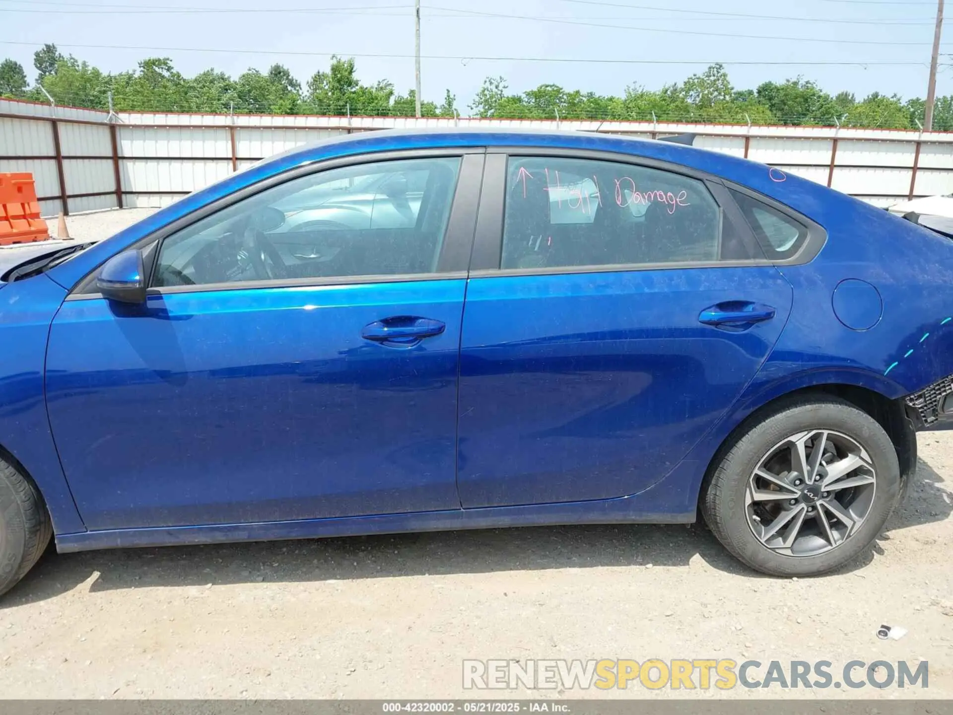 15 Photograph of a damaged car 3KPF24AD4PE683562 KIA FORTE 2023