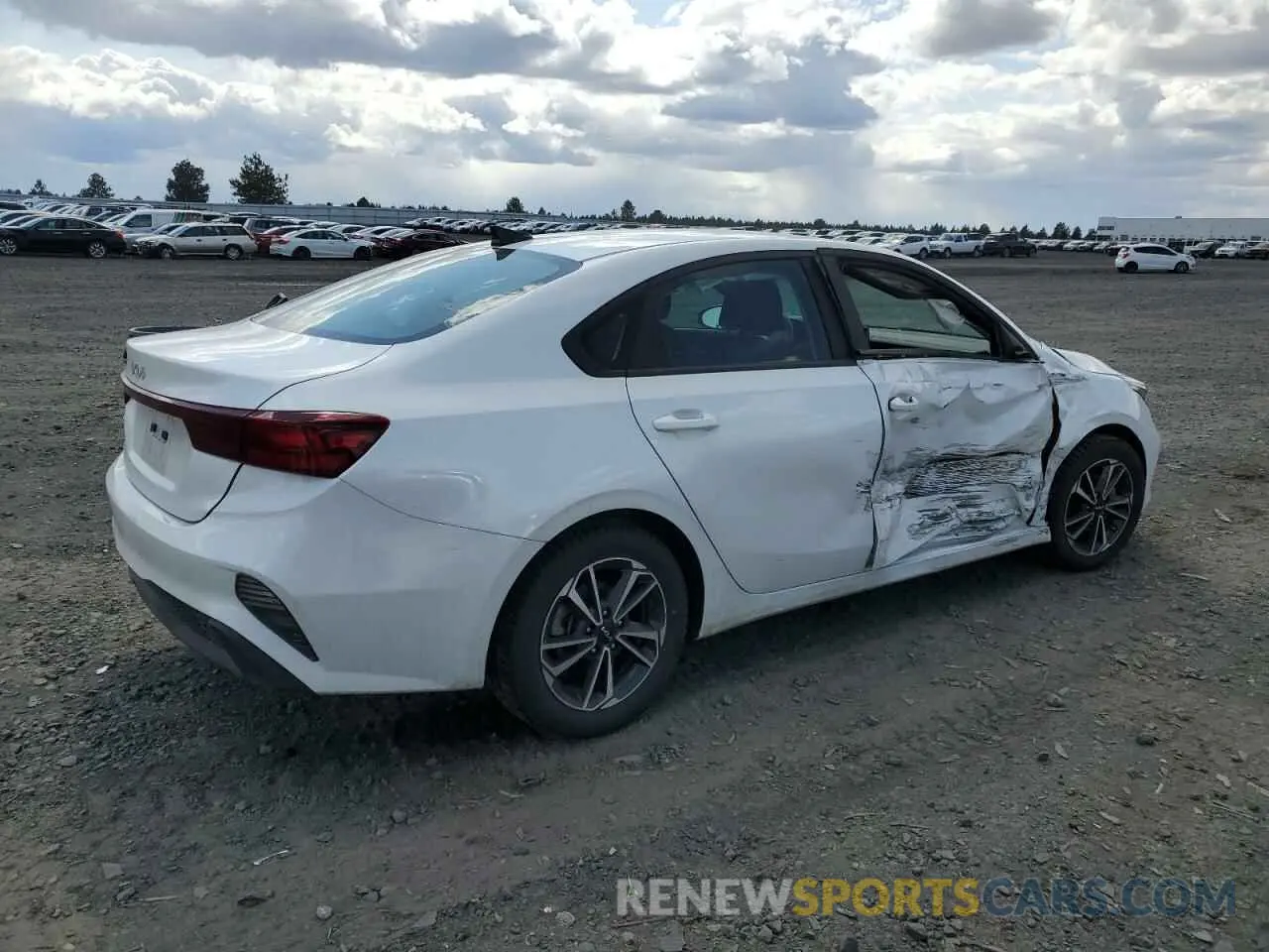 3 Photograph of a damaged car 3KPF24AD4PE683934 KIA FORTE 2023