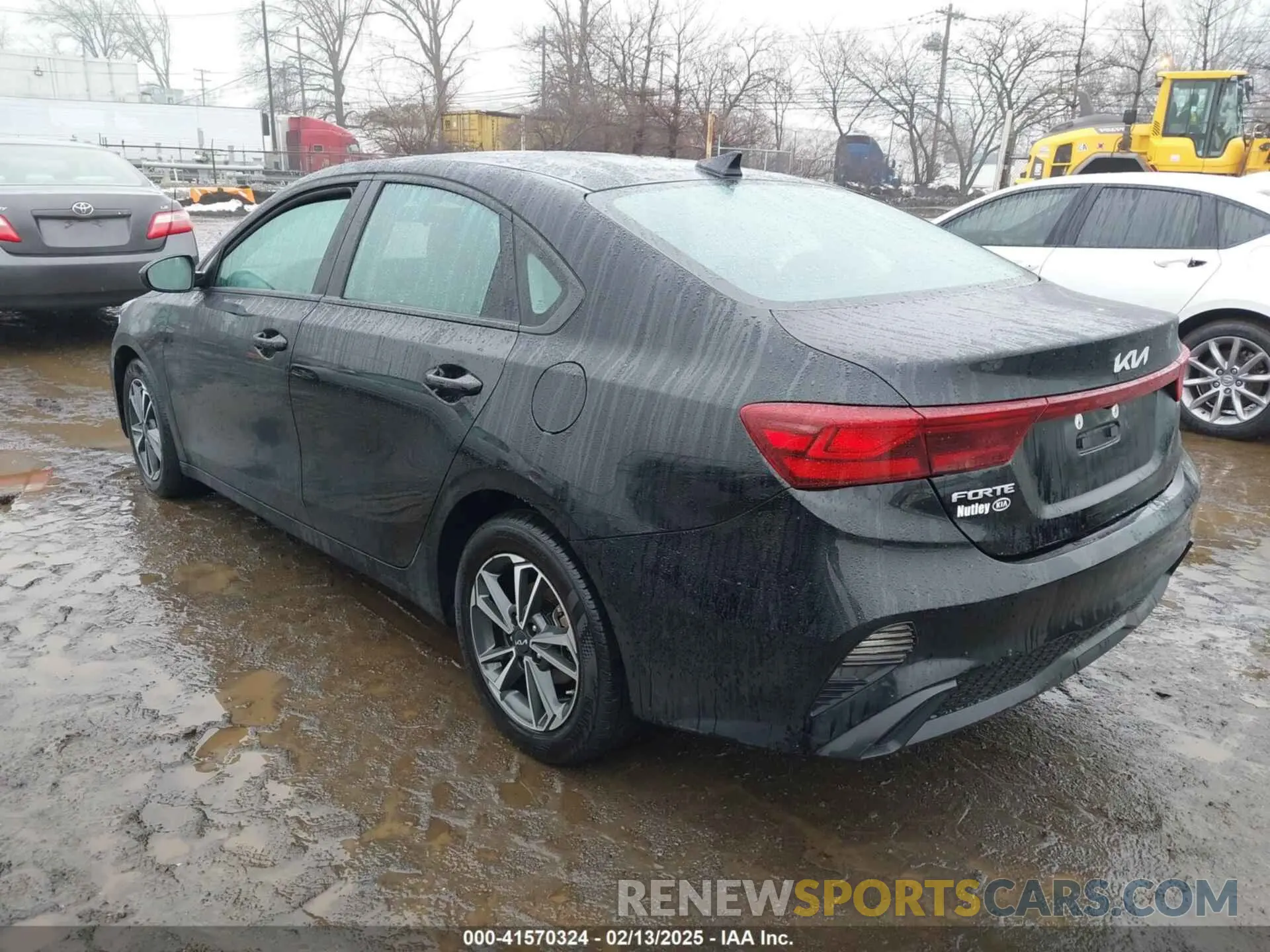 3 Photograph of a damaged car 3KPF24AD4PE691502 KIA FORTE 2023