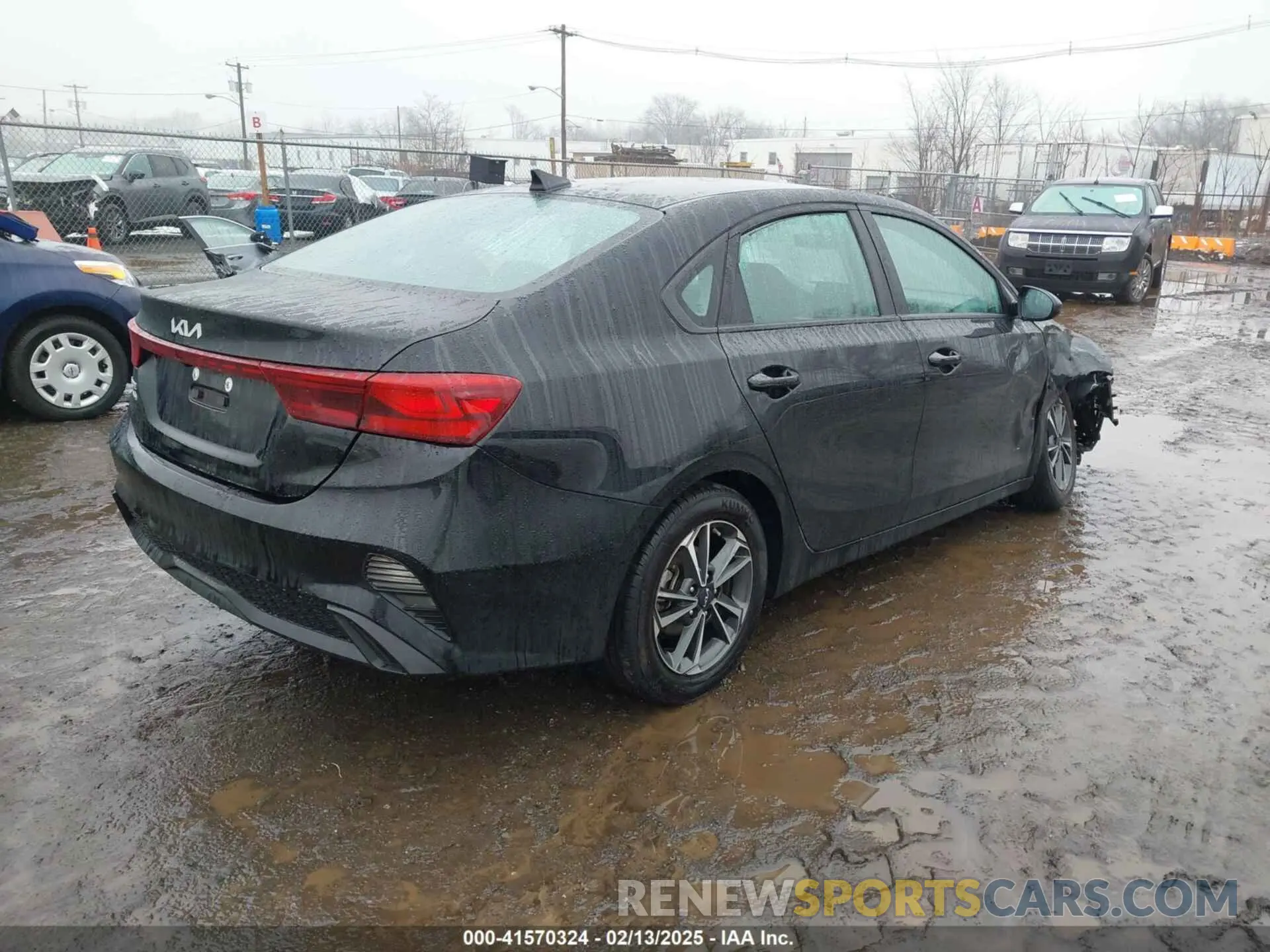 4 Photograph of a damaged car 3KPF24AD4PE691502 KIA FORTE 2023