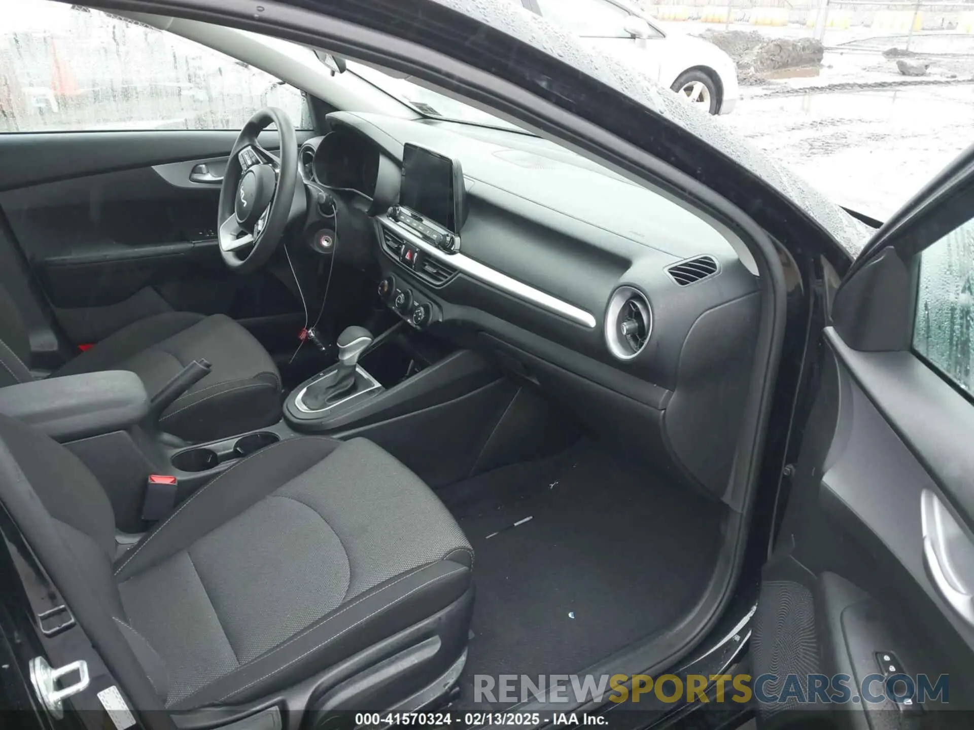 5 Photograph of a damaged car 3KPF24AD4PE691502 KIA FORTE 2023