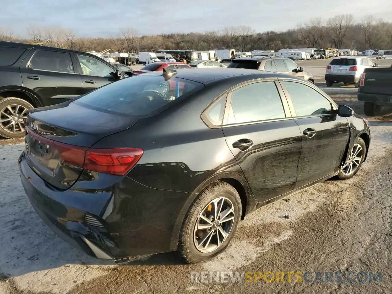 3 Photograph of a damaged car 3KPF24AD5PE517597 KIA FORTE 2023