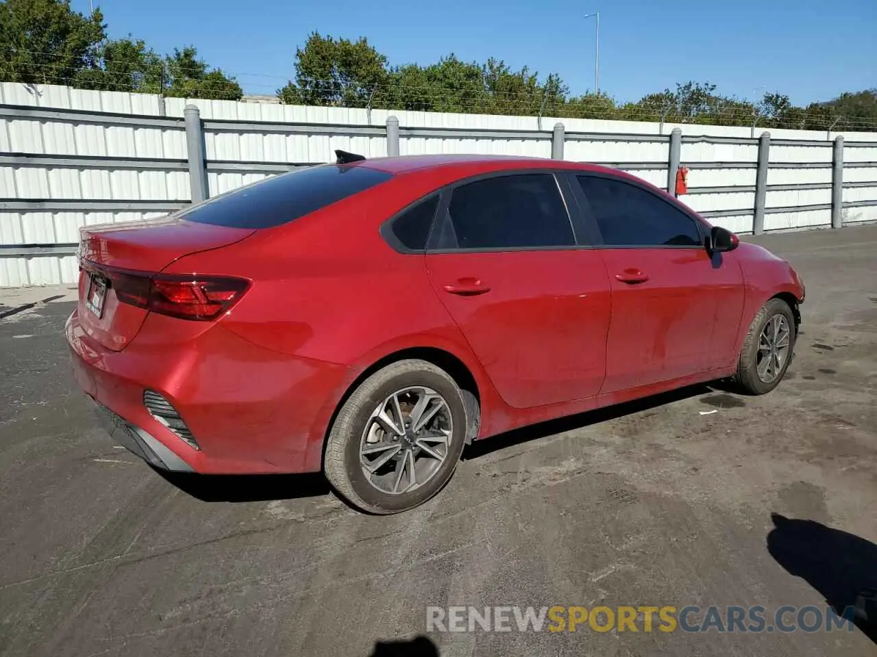 3 Photograph of a damaged car 3KPF24AD5PE525795 KIA FORTE 2023