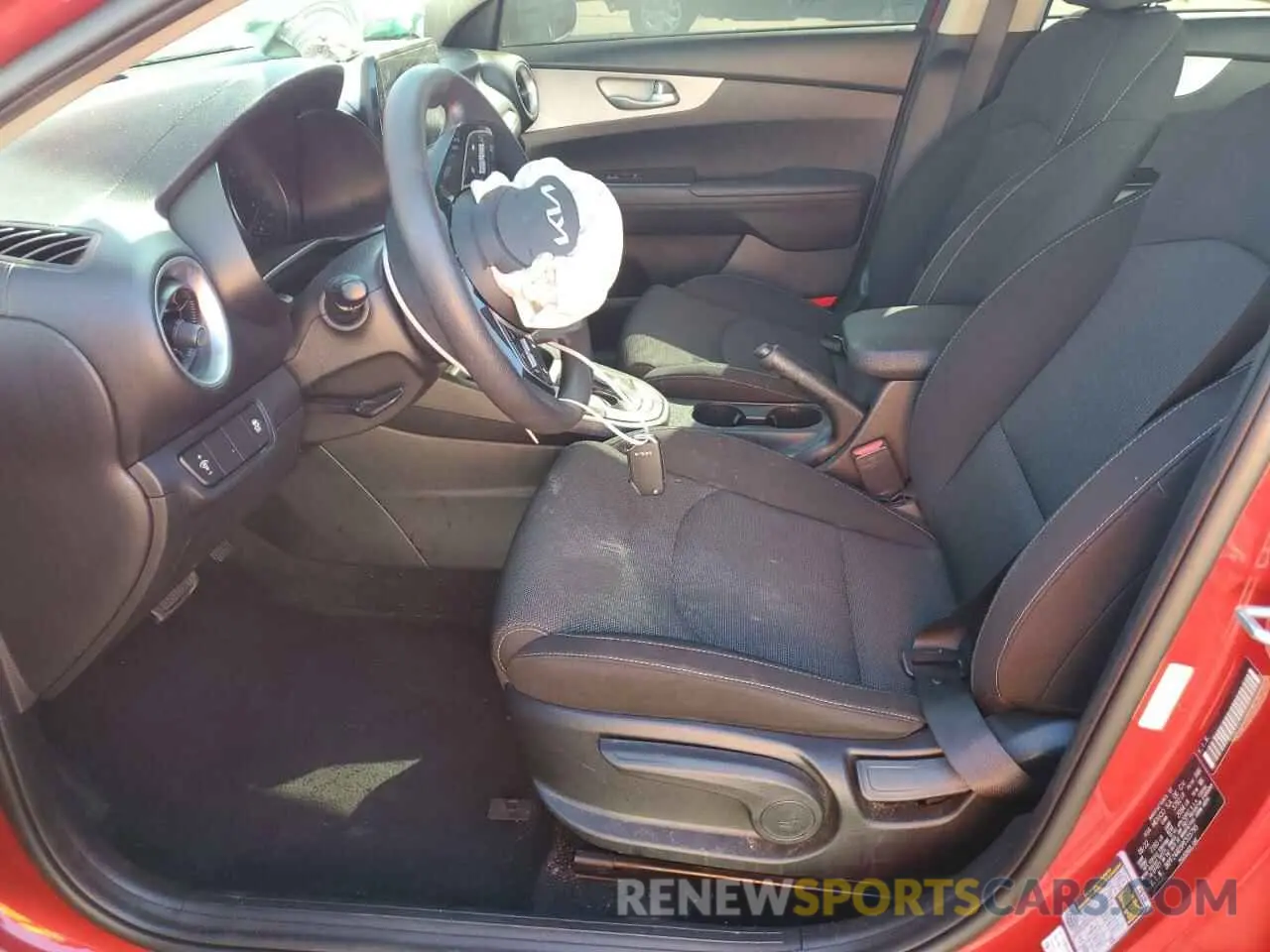 7 Photograph of a damaged car 3KPF24AD5PE525795 KIA FORTE 2023