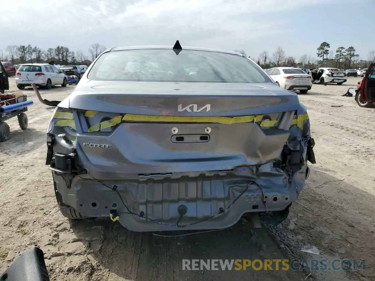 6 Photograph of a damaged car 3KPF24AD5PE549675 KIA FORTE 2023