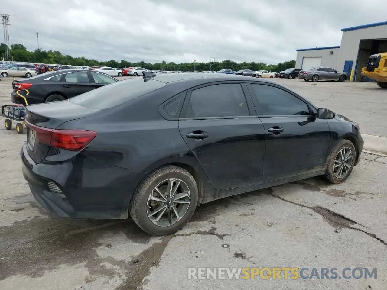 3 Photograph of a damaged car 3KPF24AD5PE554245 KIA FORTE 2023
