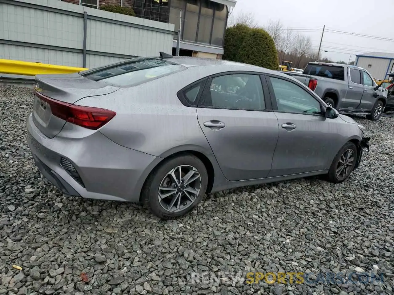 3 Photograph of a damaged car 3KPF24AD5PE556805 KIA FORTE 2023