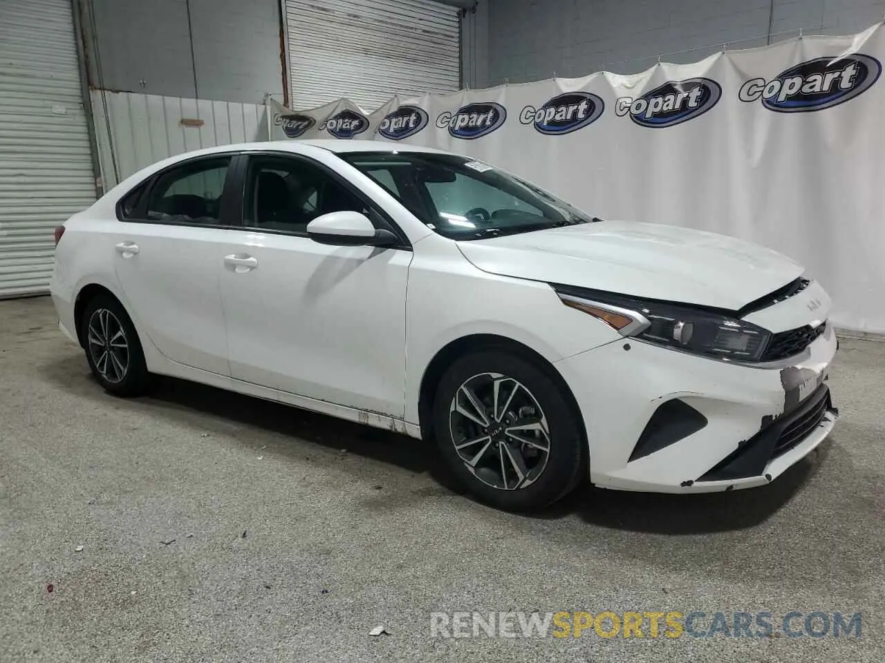 4 Photograph of a damaged car 3KPF24AD5PE558067 KIA FORTE 2023