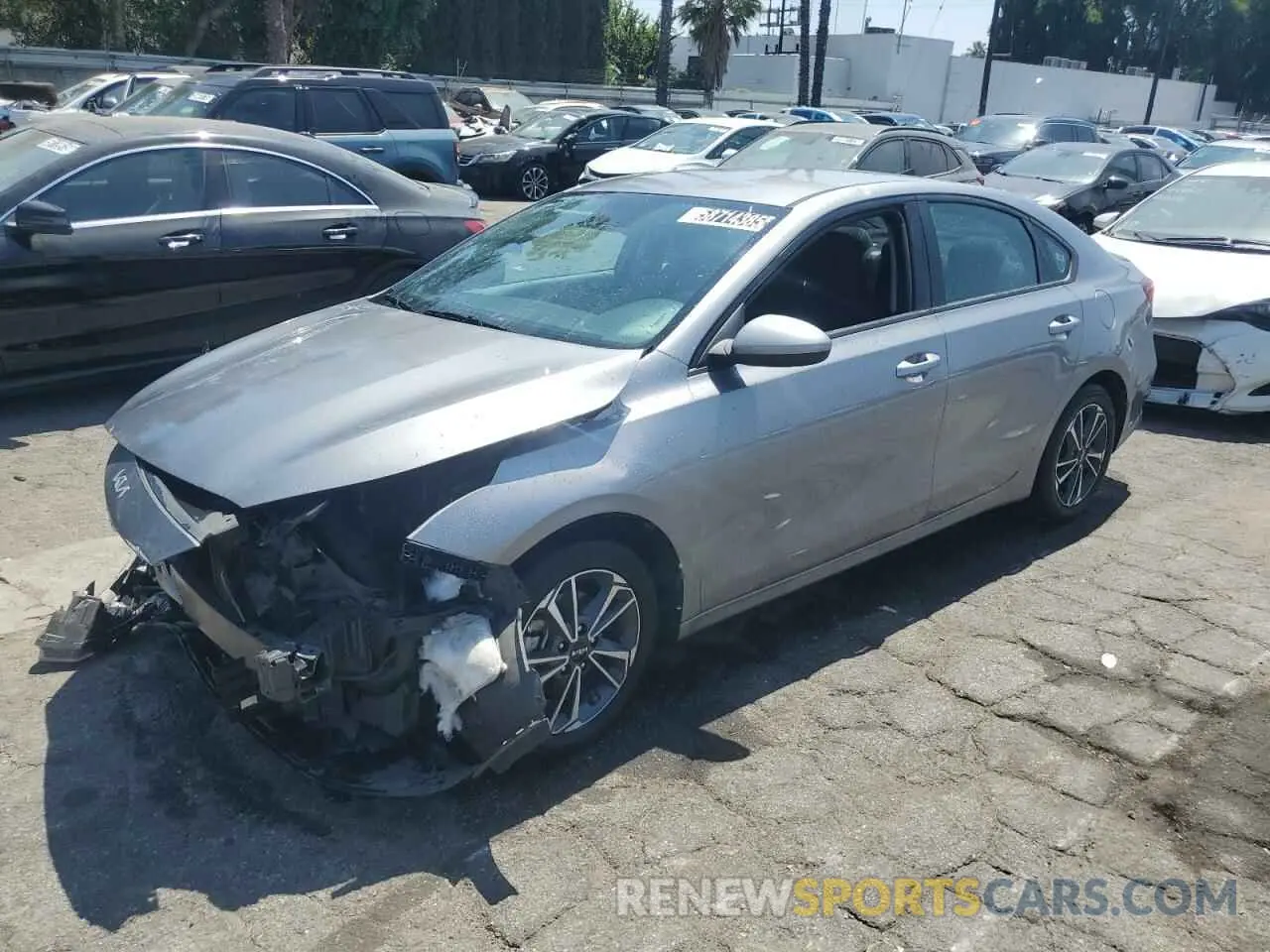 1 Photograph of a damaged car 3KPF24AD5PE566895 KIA FORTE 2023