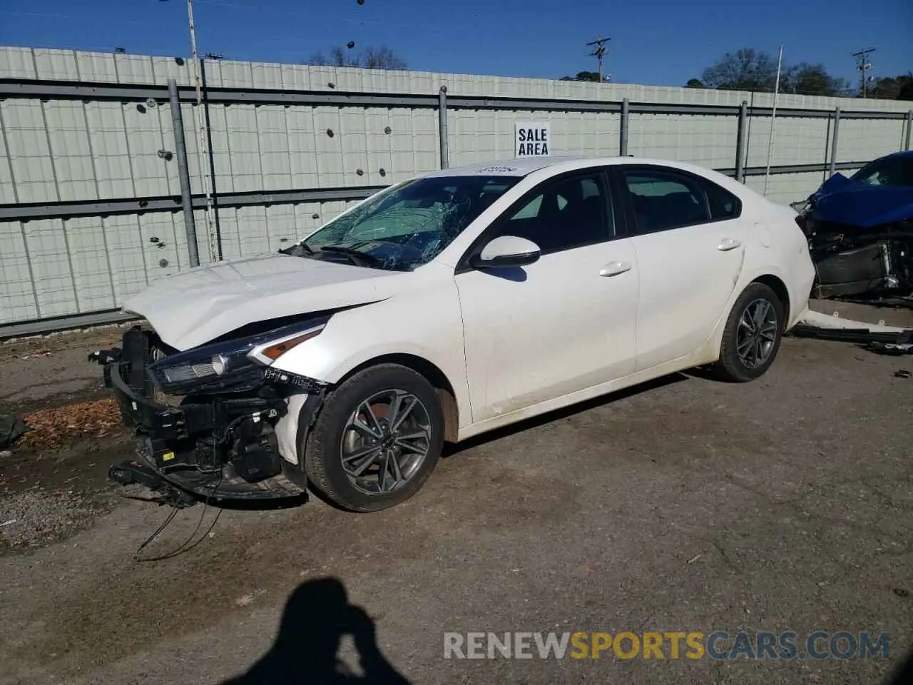 1 Photograph of a damaged car 3KPF24AD5PE593952 KIA FORTE 2023