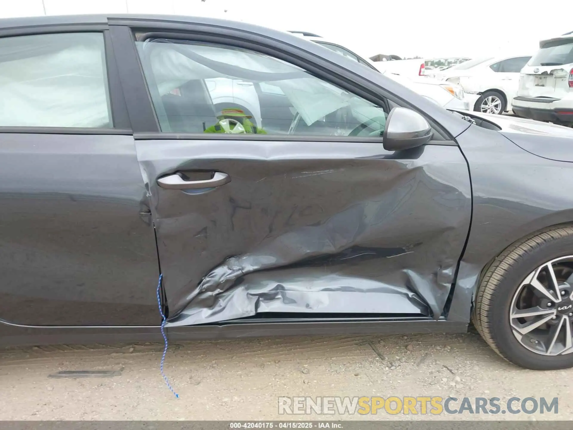 6 Photograph of a damaged car 3KPF24AD5PE596804 KIA FORTE 2023