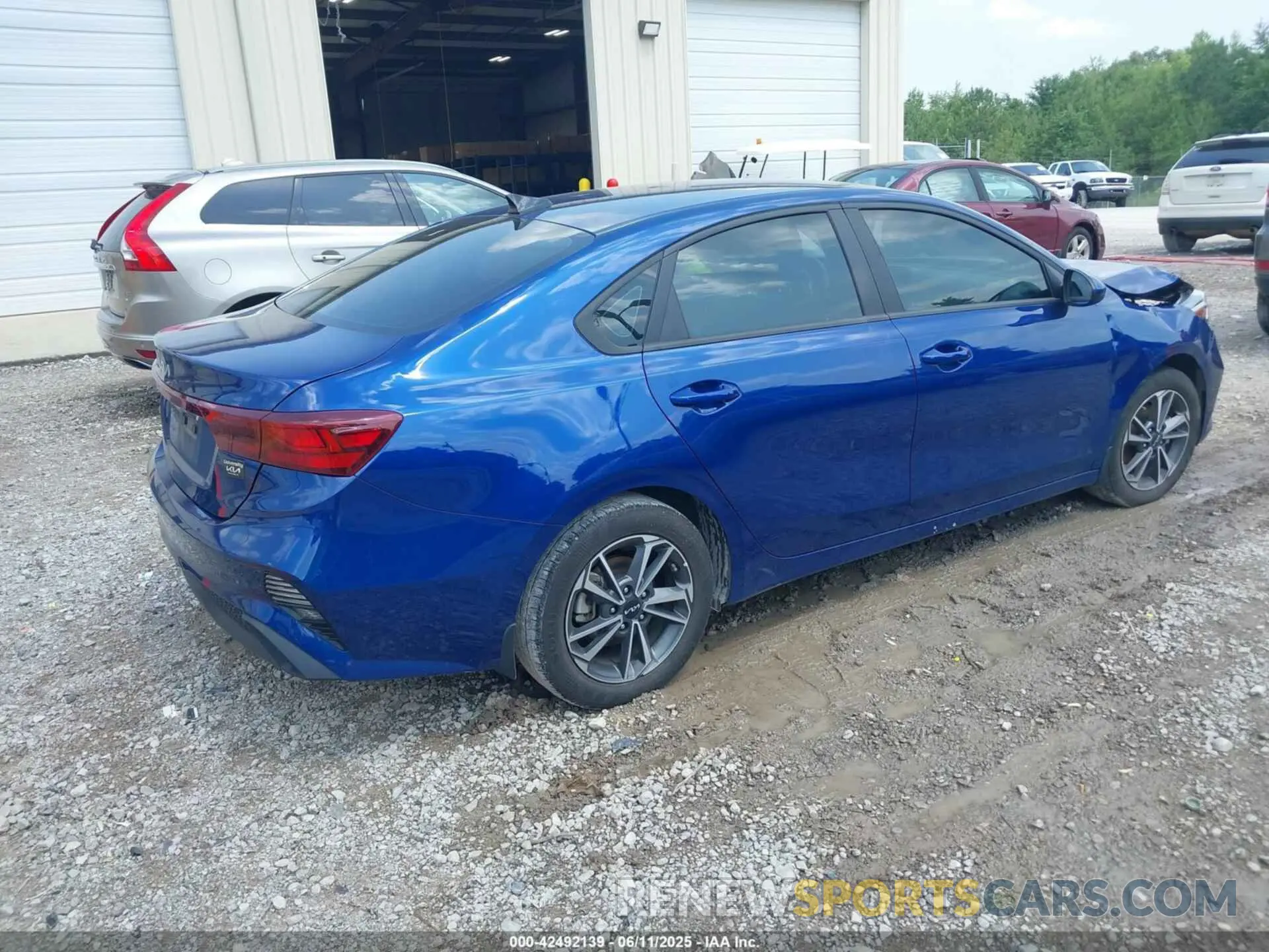 4 Photograph of a damaged car 3KPF24AD5PE626593 KIA FORTE 2023