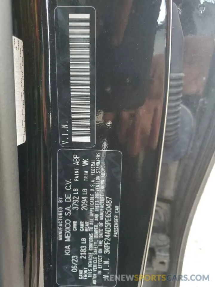 13 Photograph of a damaged car 3KPF24AD5PE650487 KIA FORTE 2023
