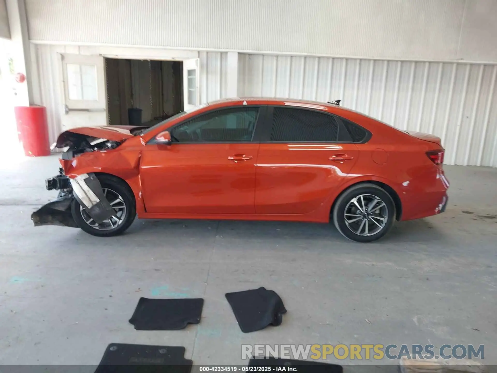 14 Photograph of a damaged car 3KPF24AD5PE677558 KIA FORTE 2023