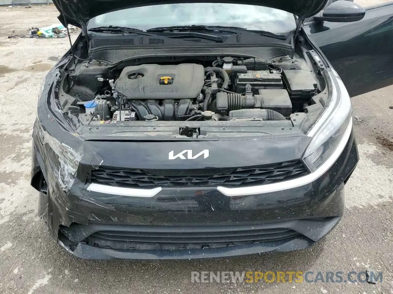11 Photograph of a damaged car 3KPF24AD5PE680086 KIA FORTE 2023