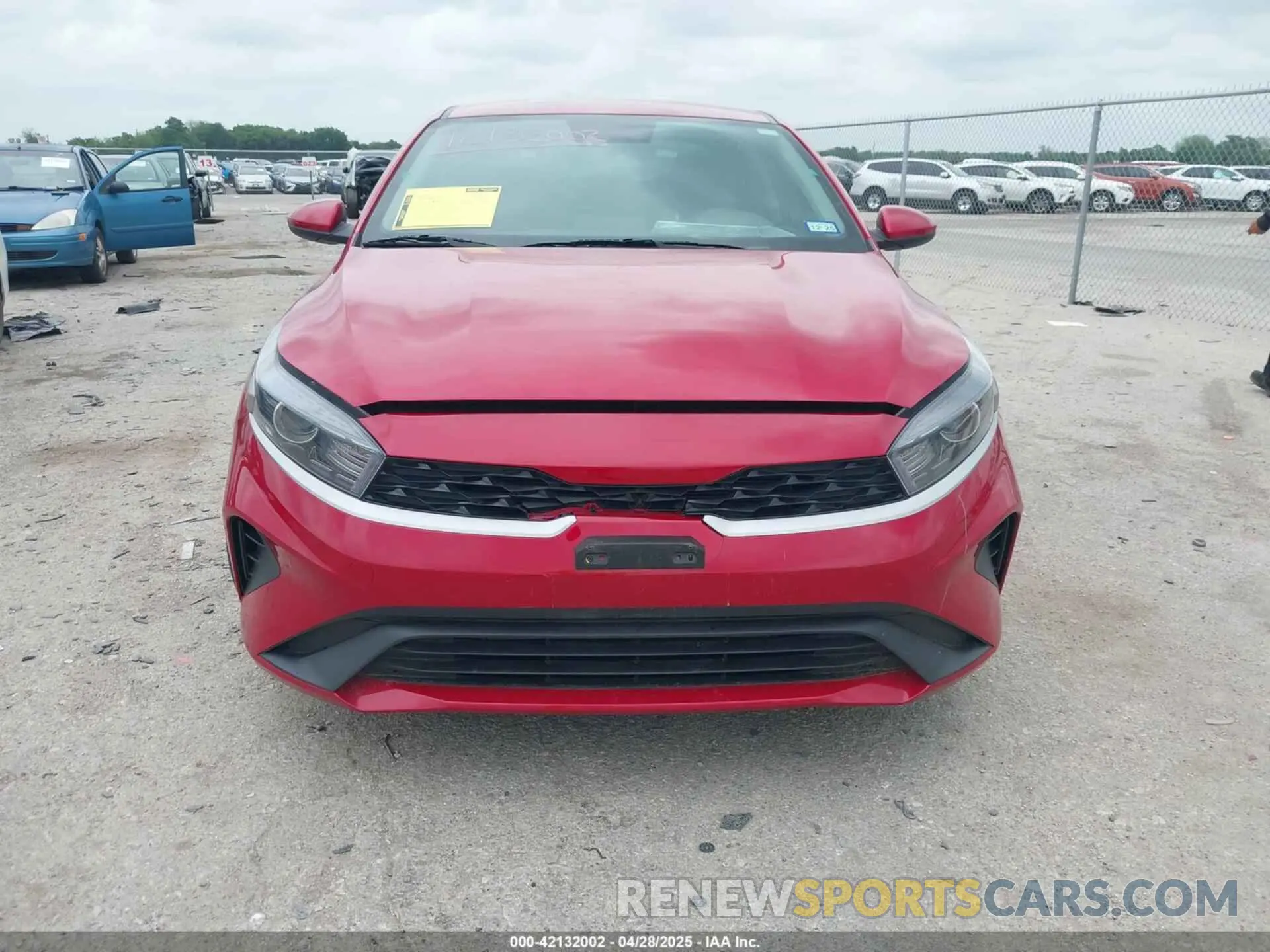 12 Photograph of a damaged car 3KPF24AD5PE682212 KIA FORTE 2023