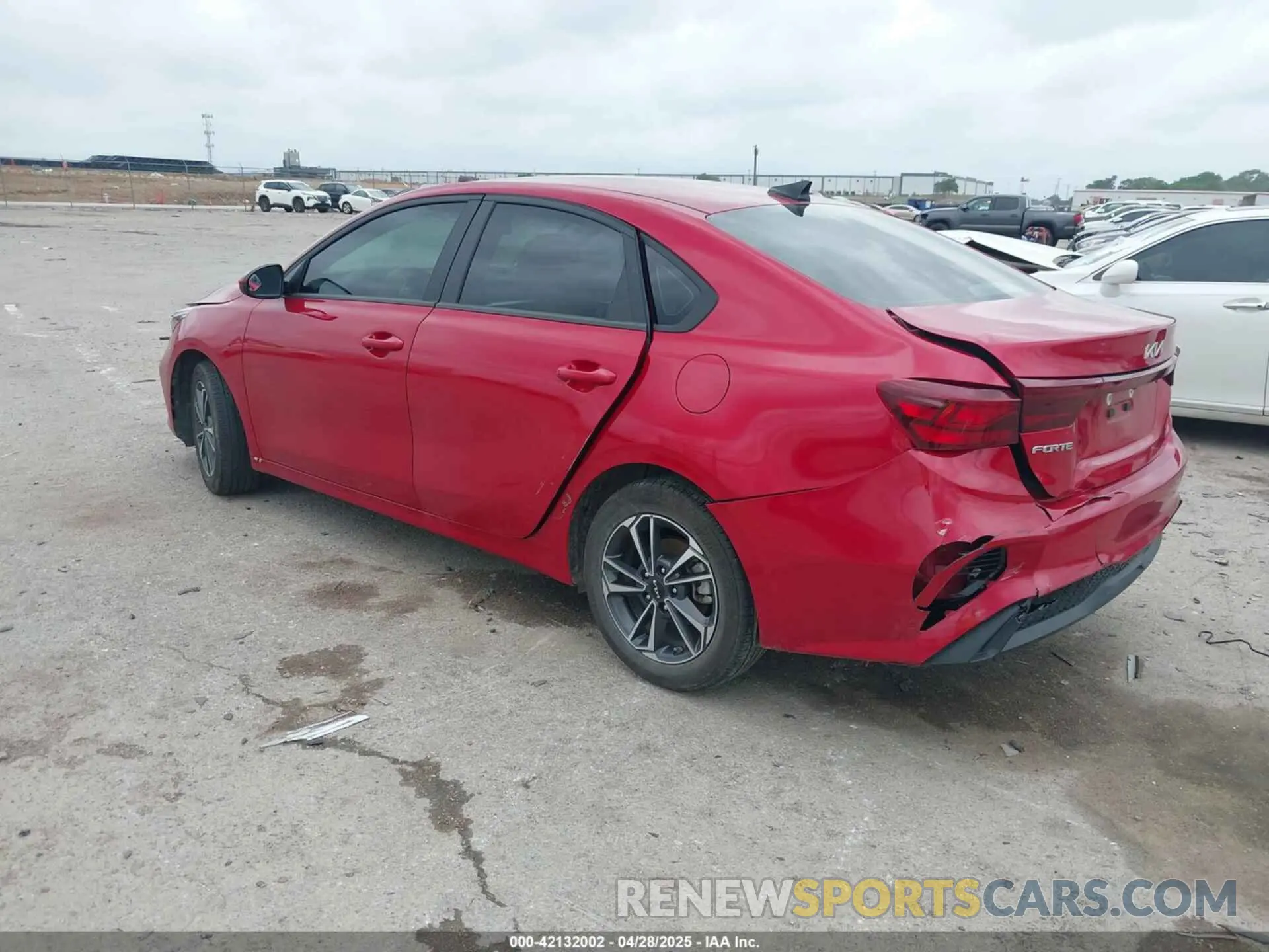 3 Photograph of a damaged car 3KPF24AD5PE682212 KIA FORTE 2023