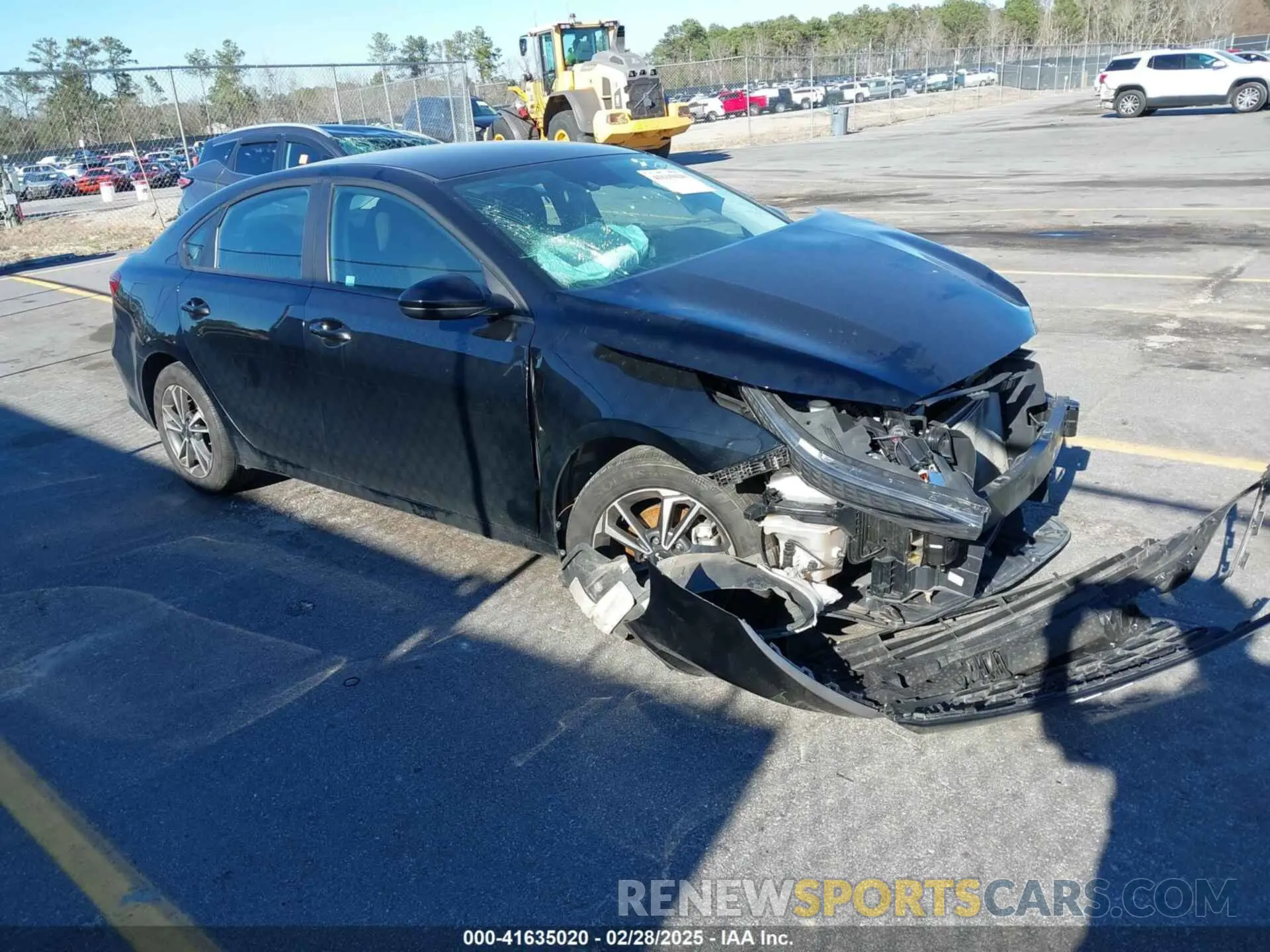 1 Photograph of a damaged car 3KPF24AD5PE689578 KIA FORTE 2023
