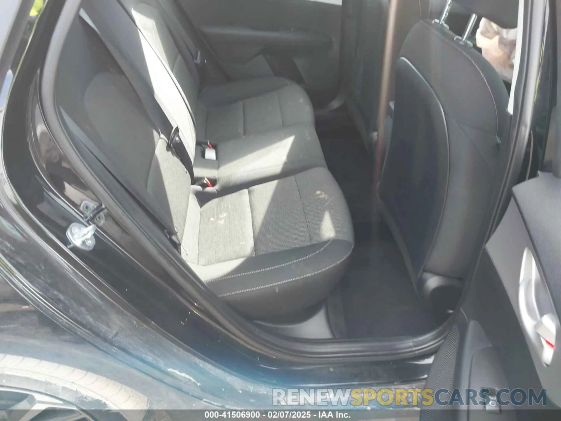 8 Photograph of a damaged car 3KPF24AD6PE511503 KIA FORTE 2023