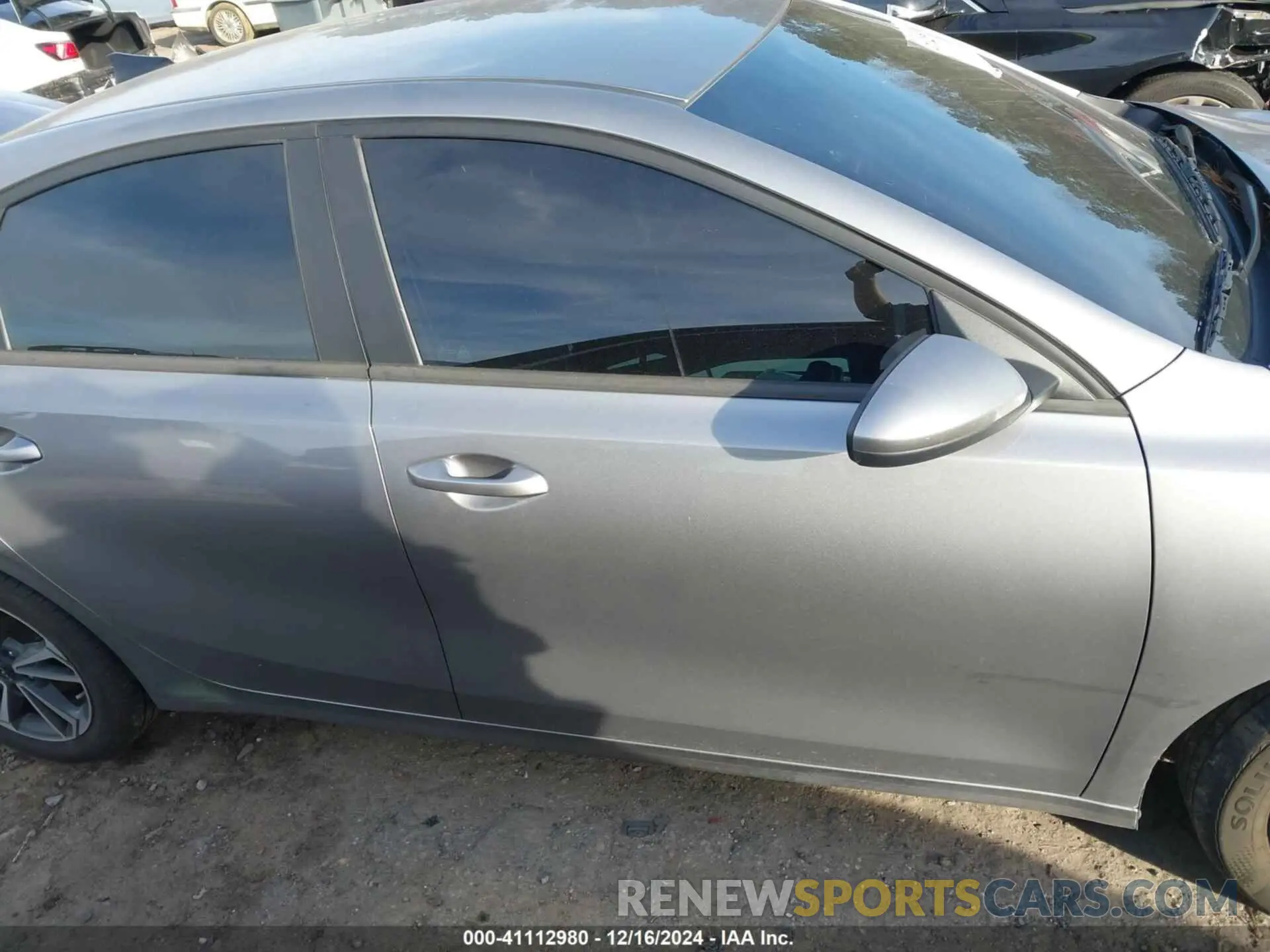 13 Photograph of a damaged car 3KPF24AD6PE532643 KIA FORTE 2023