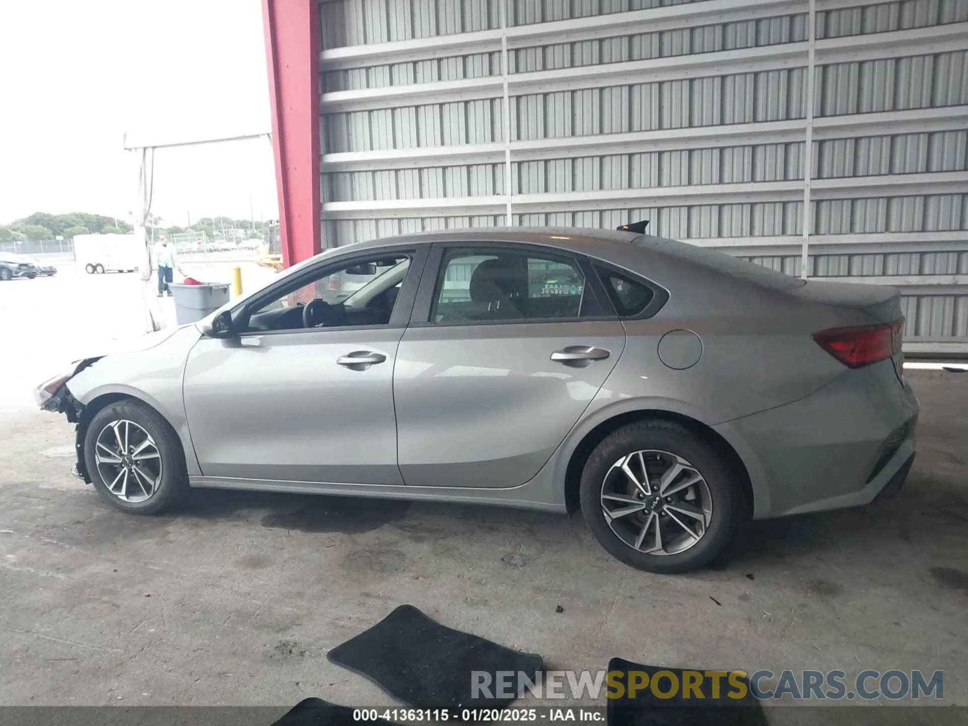 14 Photograph of a damaged car 3KPF24AD6PE571796 KIA FORTE 2023