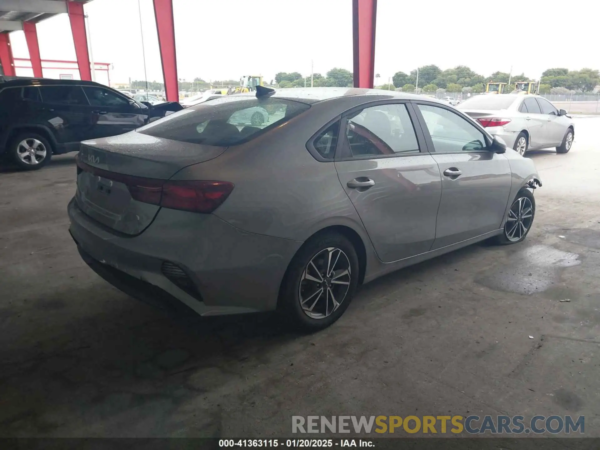 4 Photograph of a damaged car 3KPF24AD6PE571796 KIA FORTE 2023