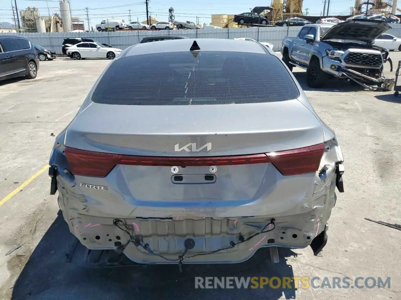 6 Photograph of a damaged car 3KPF24AD6PE608393 KIA FORTE 2023
