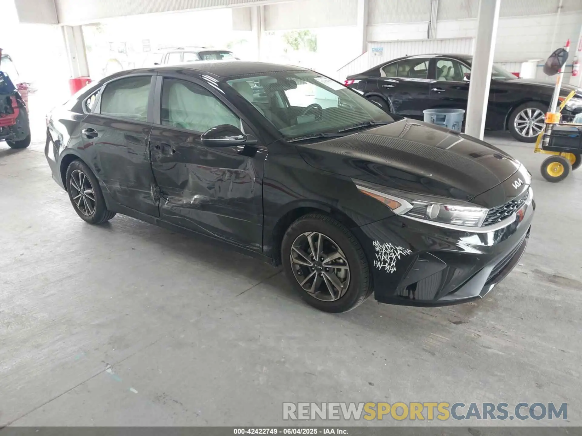 1 Photograph of a damaged car 3KPF24AD6PE619958 KIA FORTE 2023