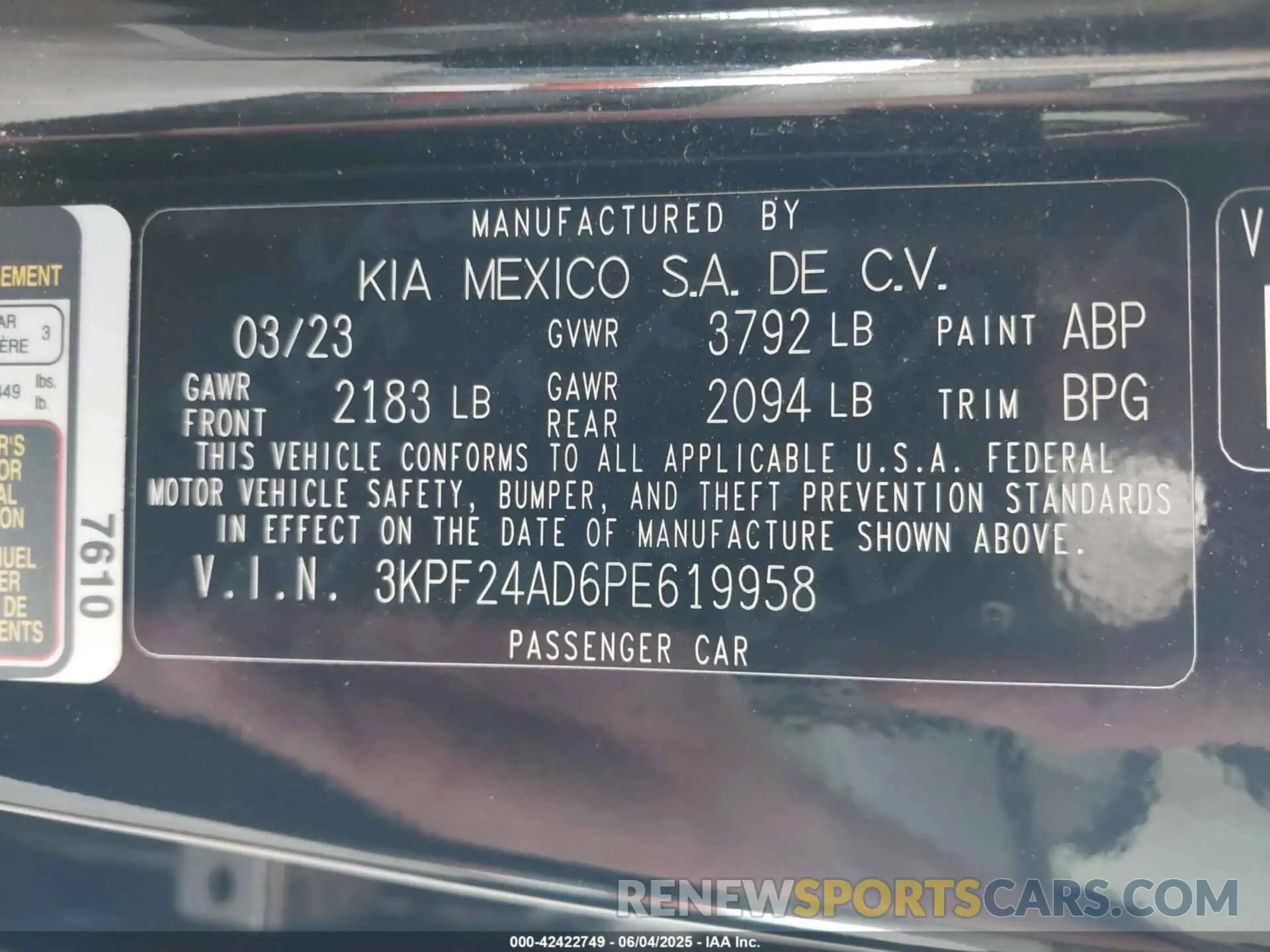 9 Photograph of a damaged car 3KPF24AD6PE619958 KIA FORTE 2023