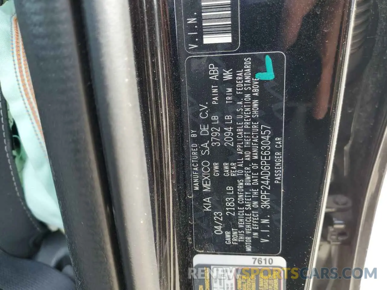14 Photograph of a damaged car 3KPF24AD6PE630457 KIA FORTE 2023