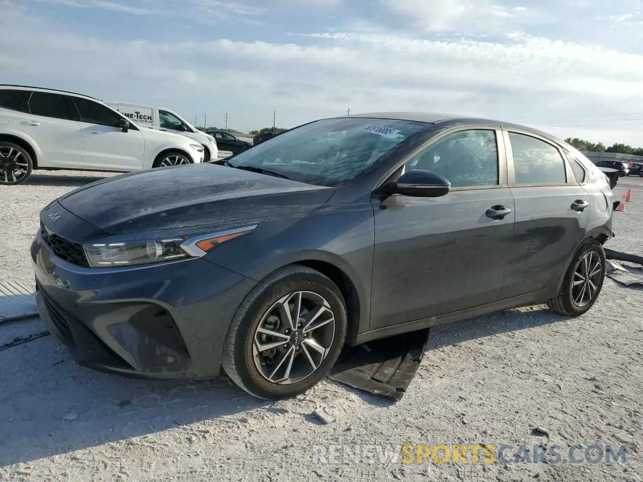 1 Photograph of a damaged car 3KPF24AD6PE631480 KIA FORTE 2023