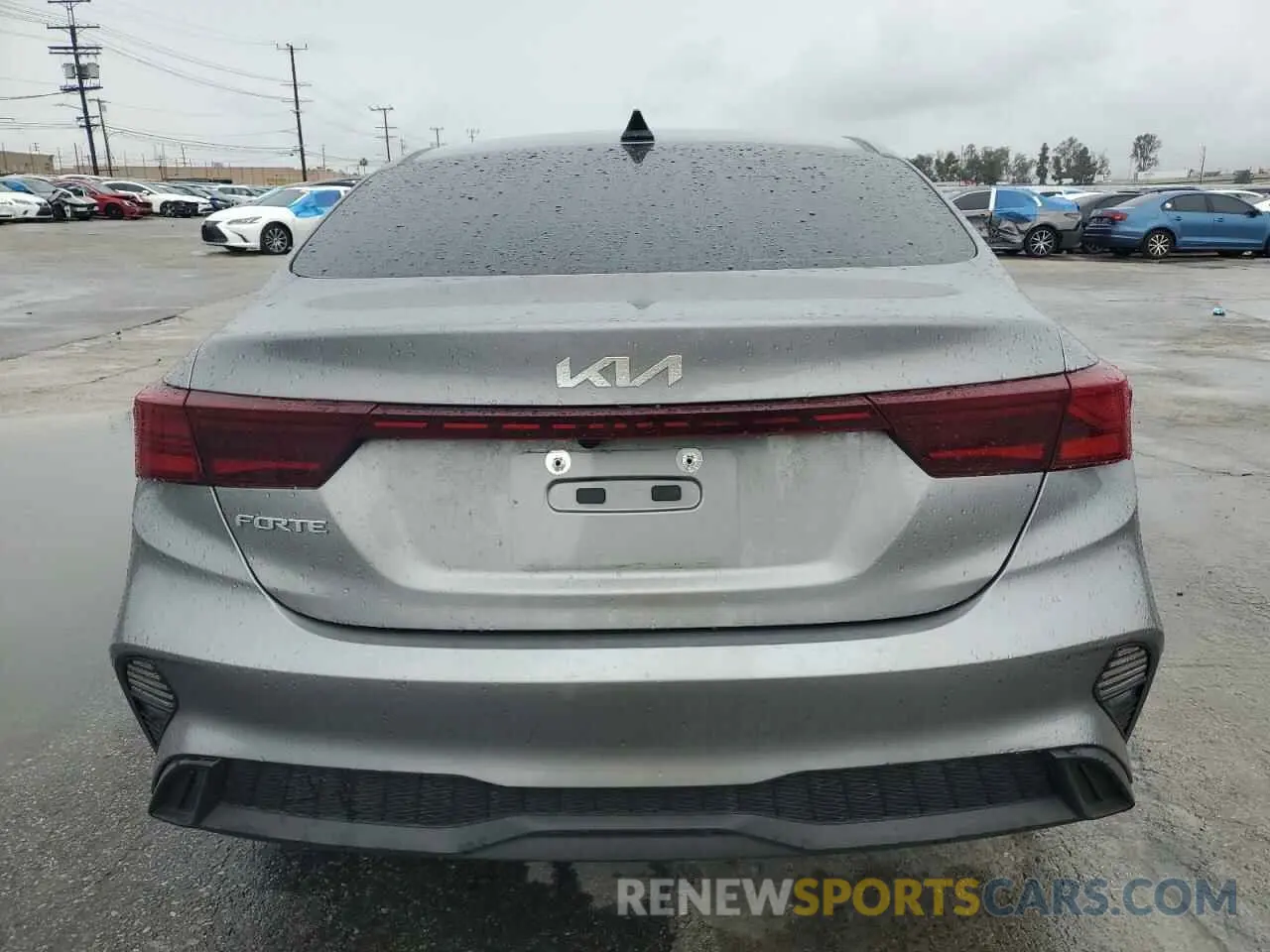 6 Photograph of a damaged car 3KPF24AD6PE640583 KIA FORTE 2023