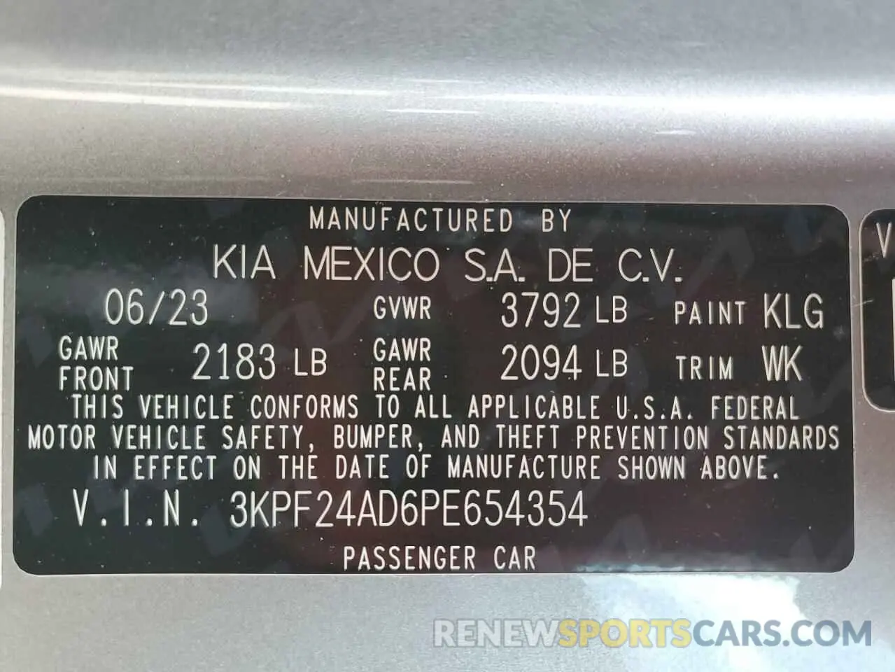 14 Photograph of a damaged car 3KPF24AD6PE654354 KIA FORTE 2023