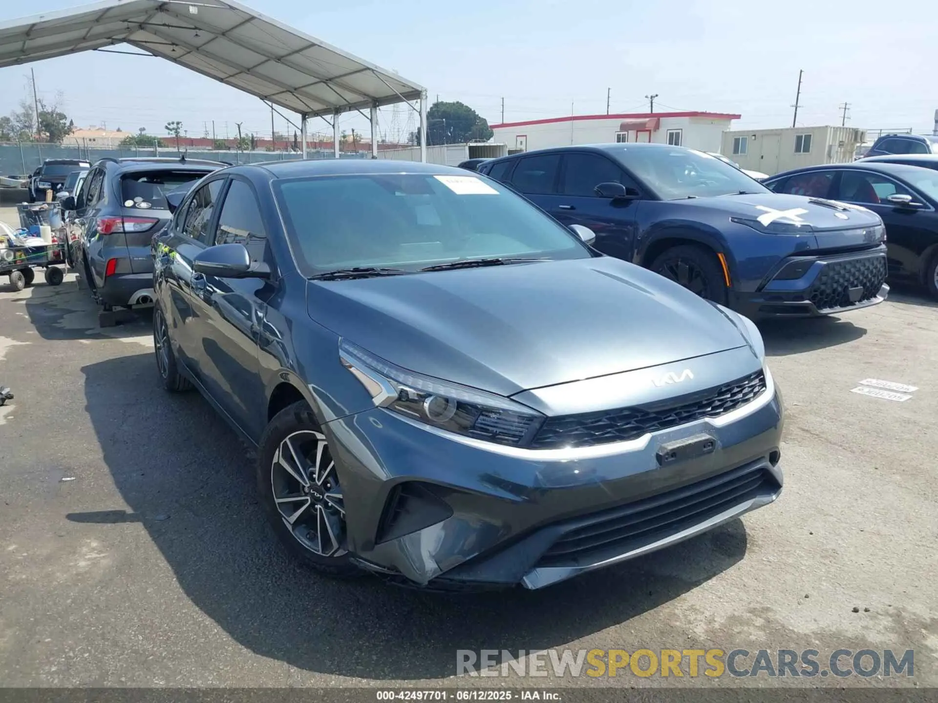 1 Photograph of a damaged car 3KPF24AD6PE681585 KIA FORTE 2023