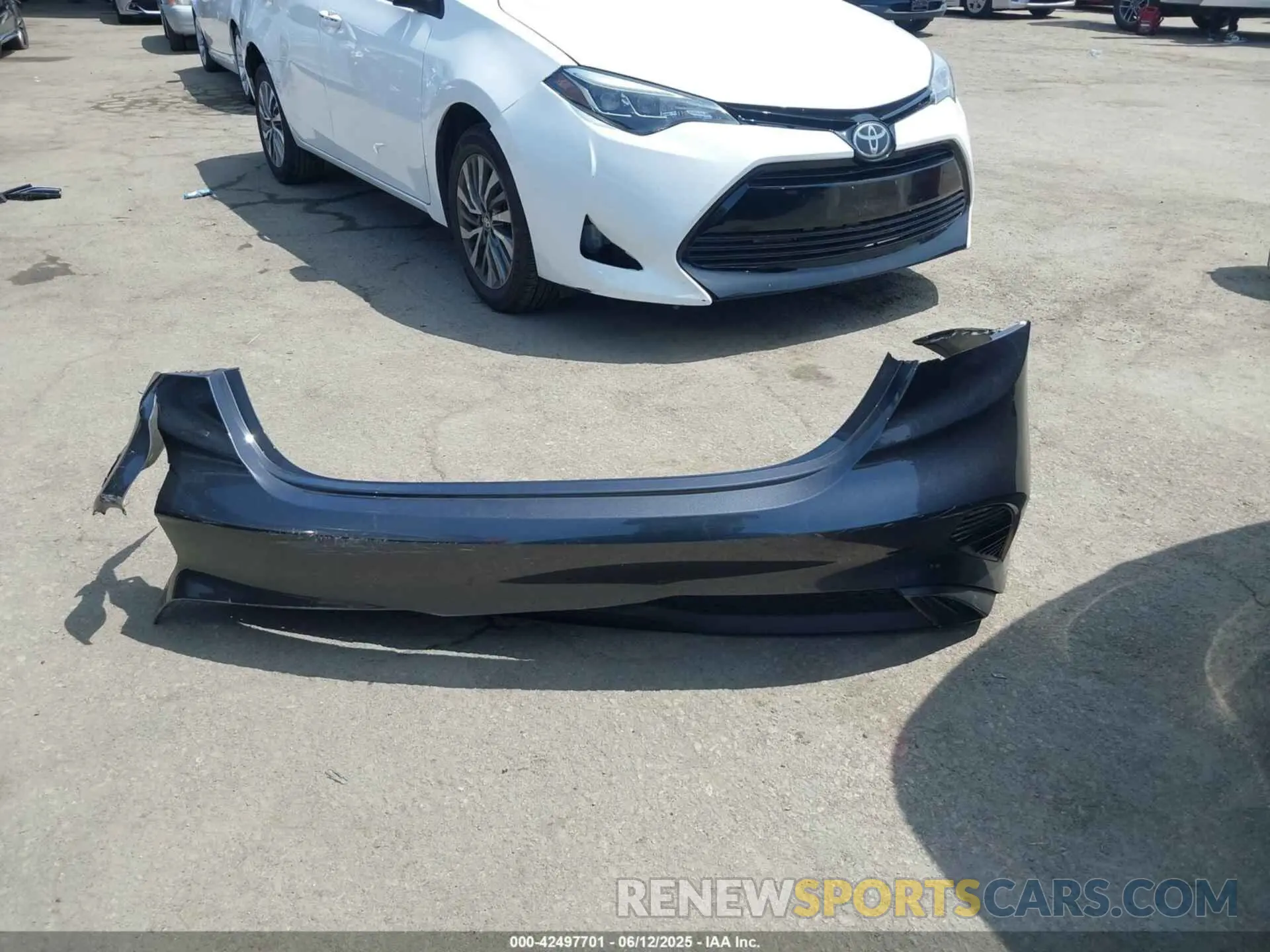 12 Photograph of a damaged car 3KPF24AD6PE681585 KIA FORTE 2023