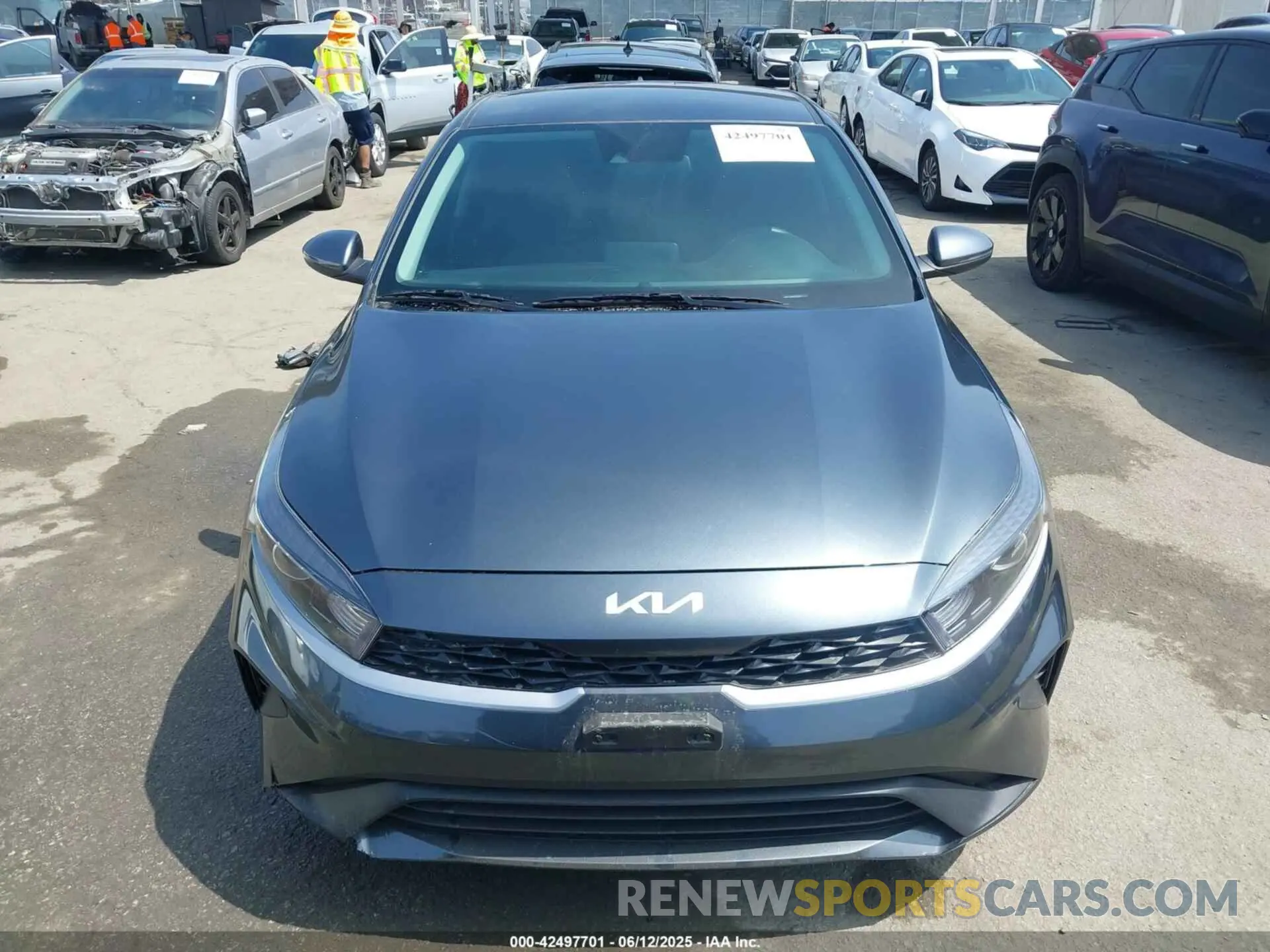 13 Photograph of a damaged car 3KPF24AD6PE681585 KIA FORTE 2023