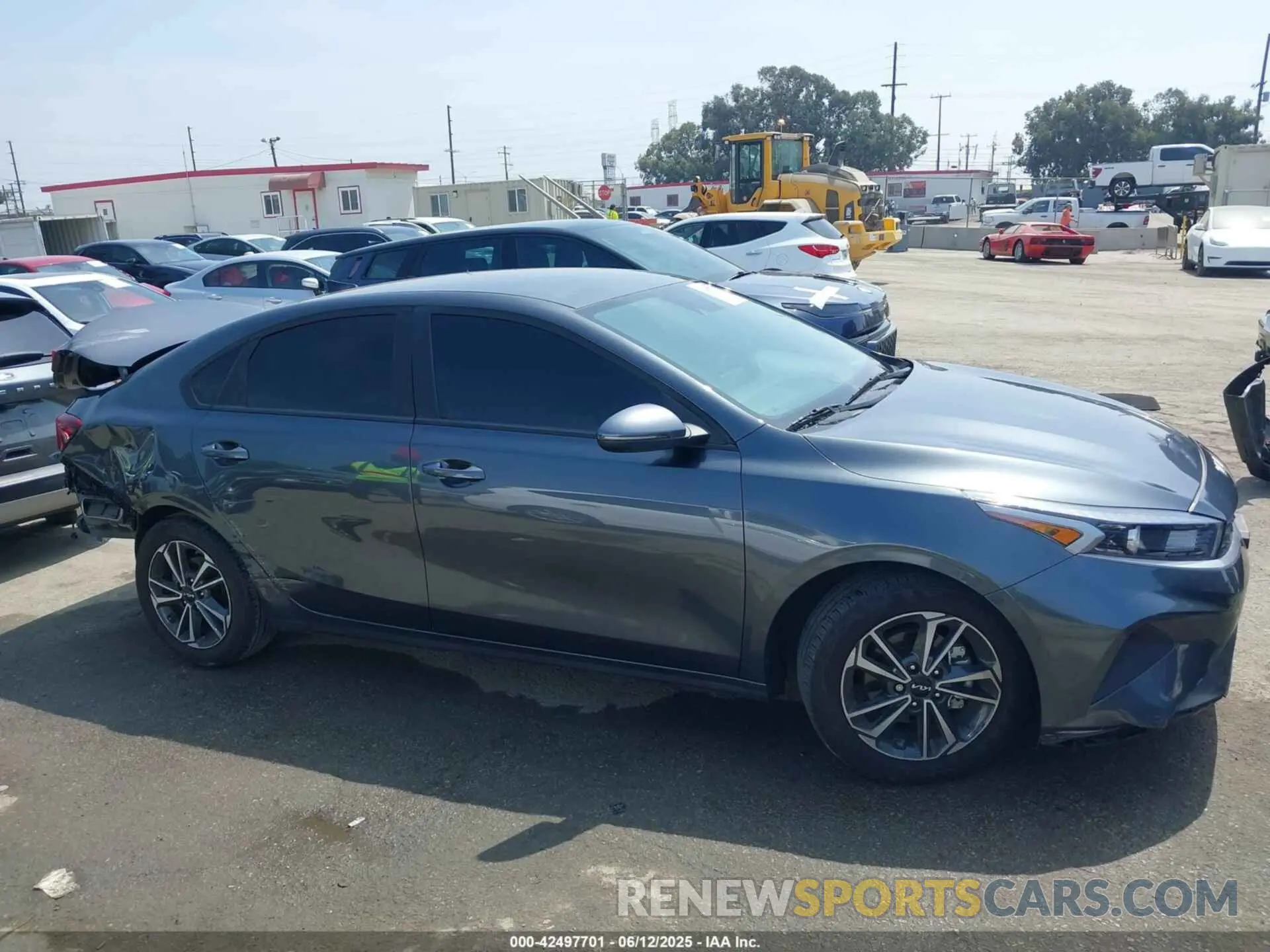 14 Photograph of a damaged car 3KPF24AD6PE681585 KIA FORTE 2023