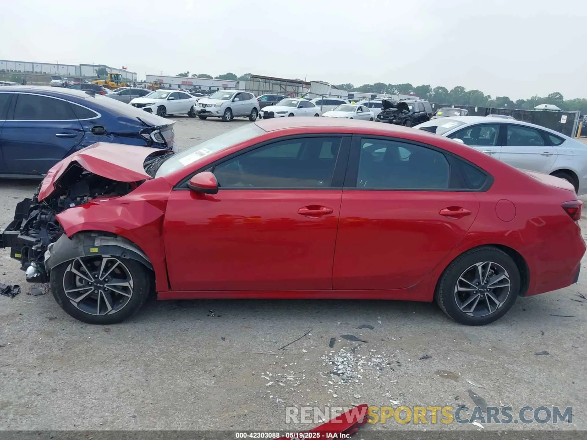 15 Photograph of a damaged car 3KPF24AD6PE682252 KIA FORTE 2023