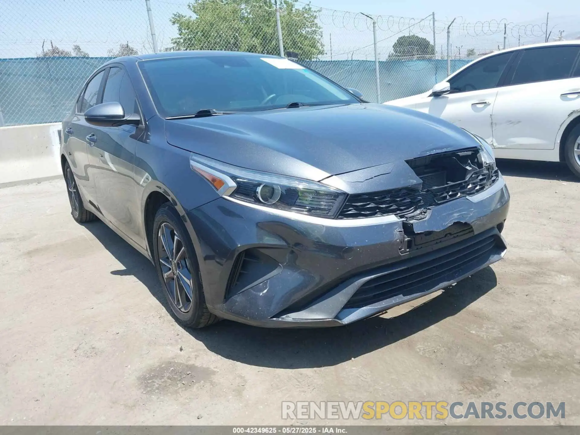 1 Photograph of a damaged car 3KPF24AD7PE527662 KIA FORTE 2023