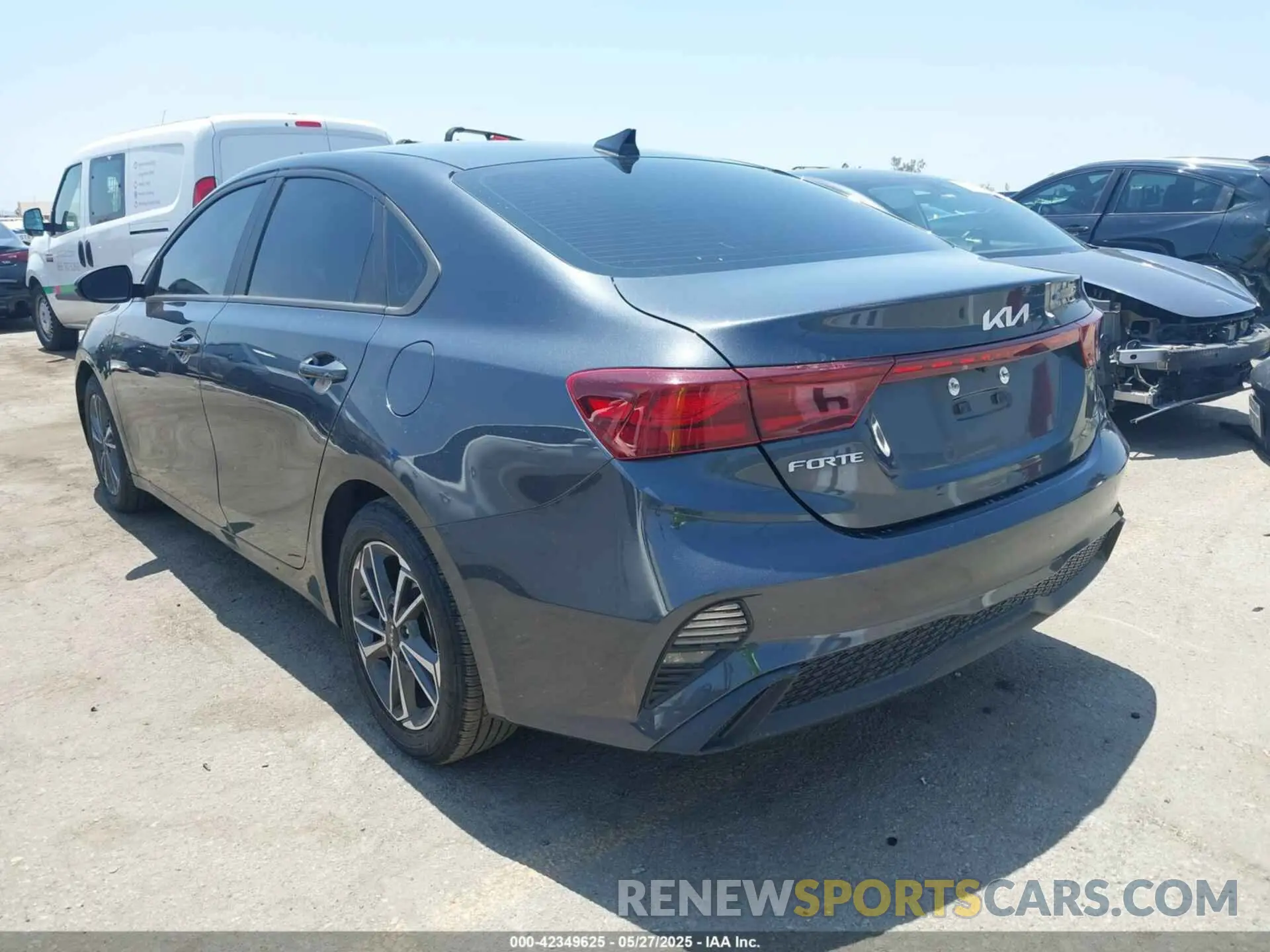 3 Photograph of a damaged car 3KPF24AD7PE527662 KIA FORTE 2023