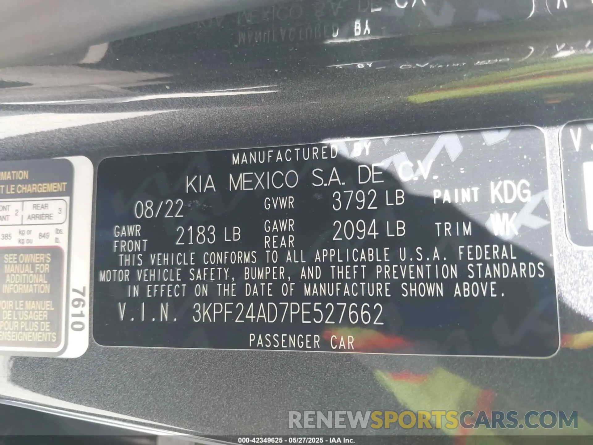 9 Photograph of a damaged car 3KPF24AD7PE527662 KIA FORTE 2023