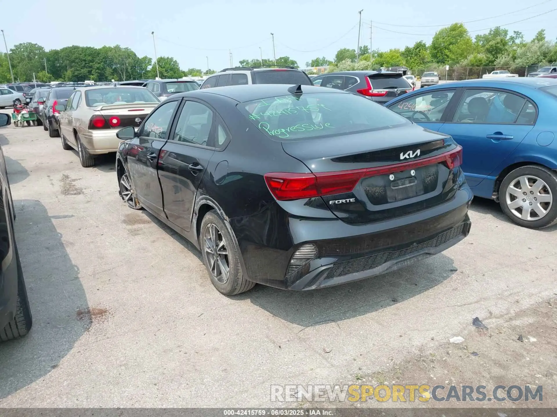 3 Photograph of a damaged car 3KPF24AD7PE531713 KIA FORTE 2023