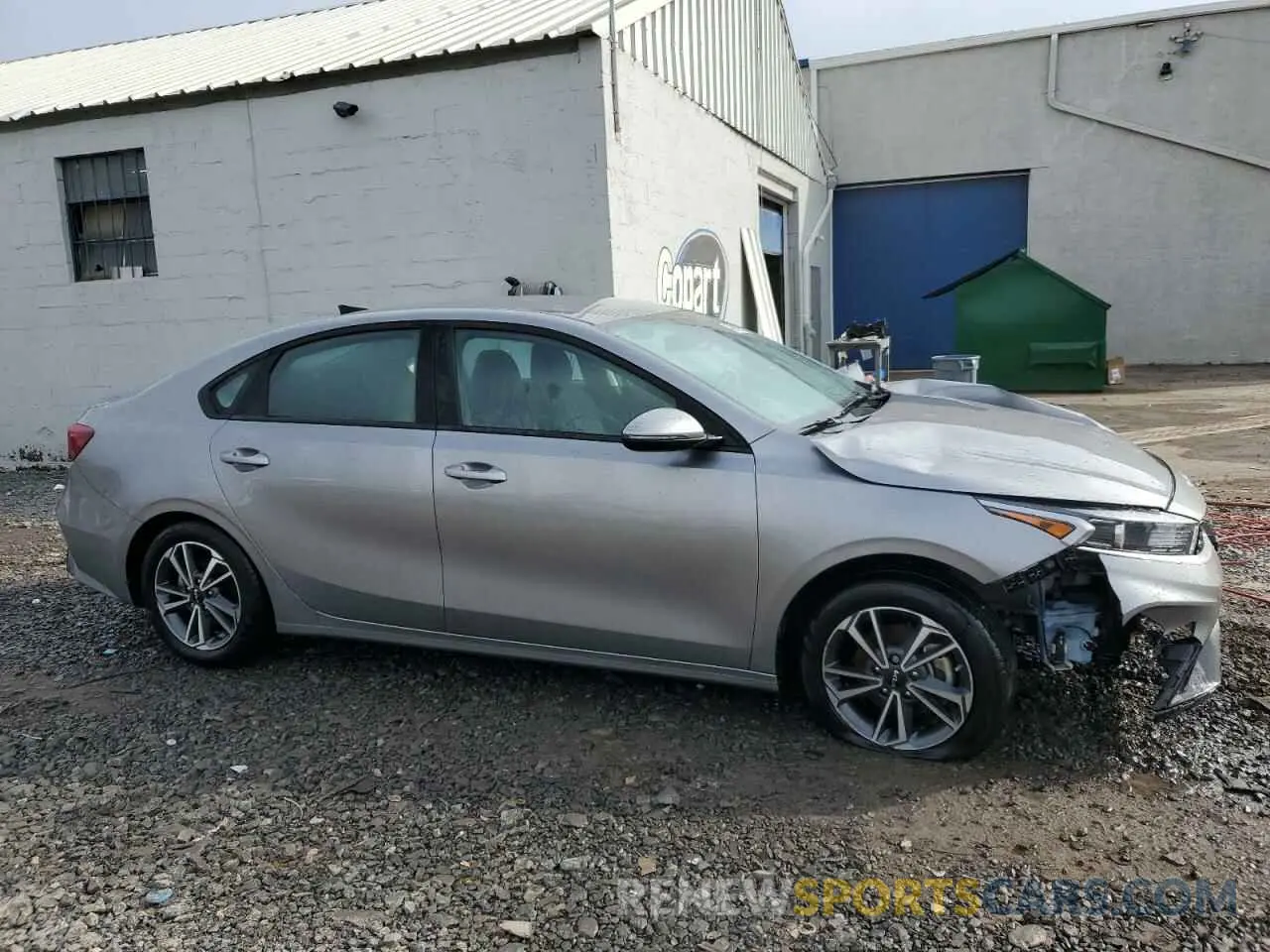 4 Photograph of a damaged car 3KPF24AD7PE557549 KIA FORTE 2023