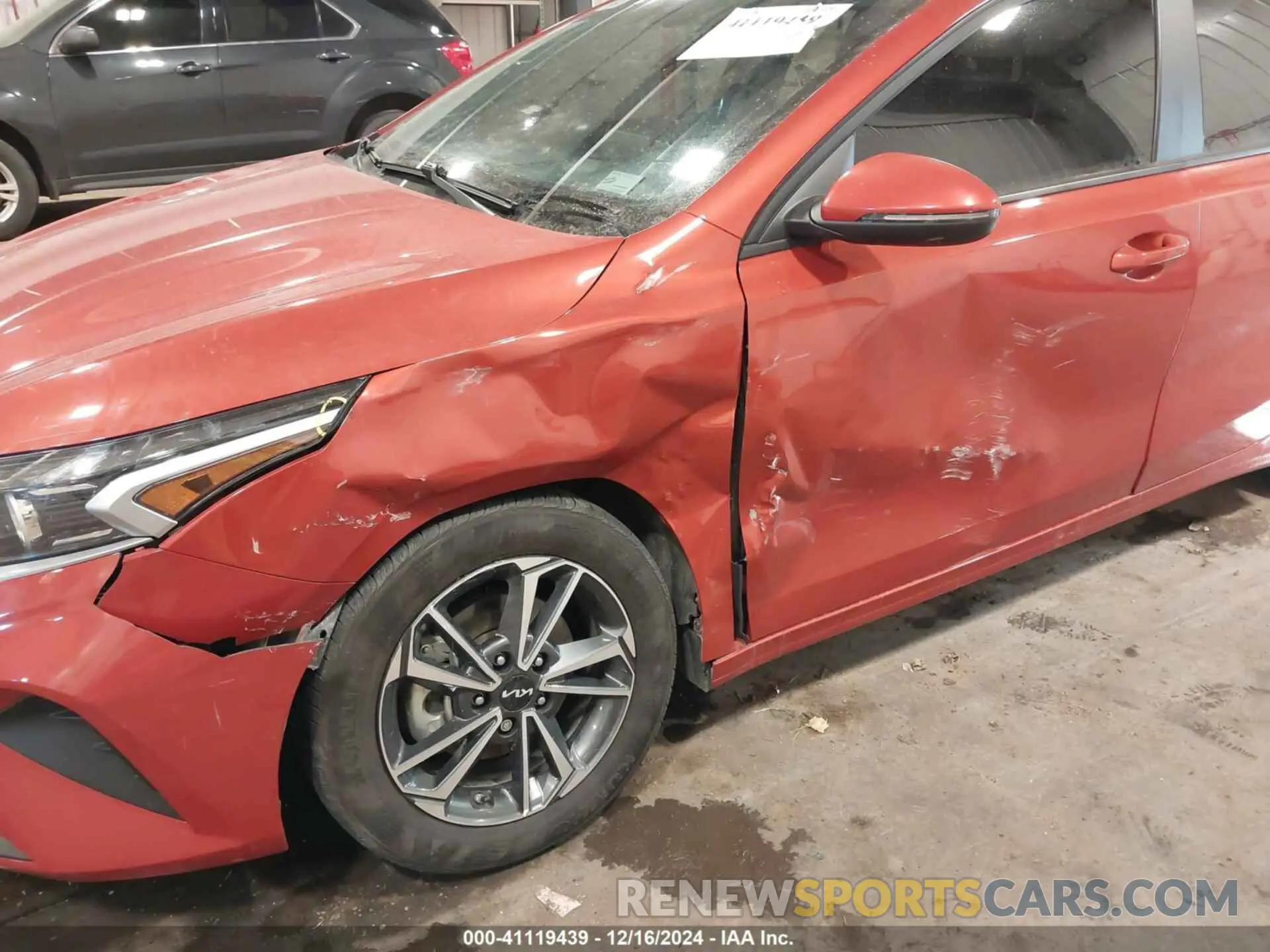 6 Photograph of a damaged car 3KPF24AD7PE560662 KIA FORTE 2023