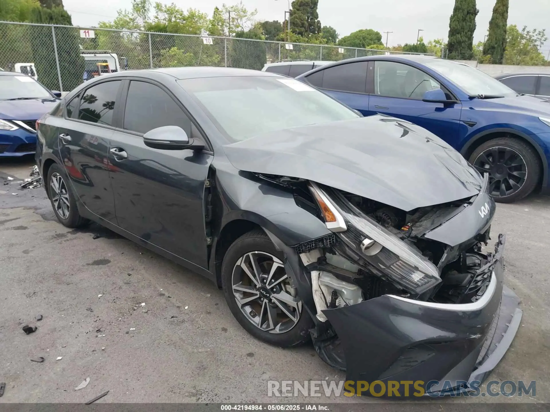 1 Photograph of a damaged car 3KPF24AD7PE563187 KIA FORTE 2023