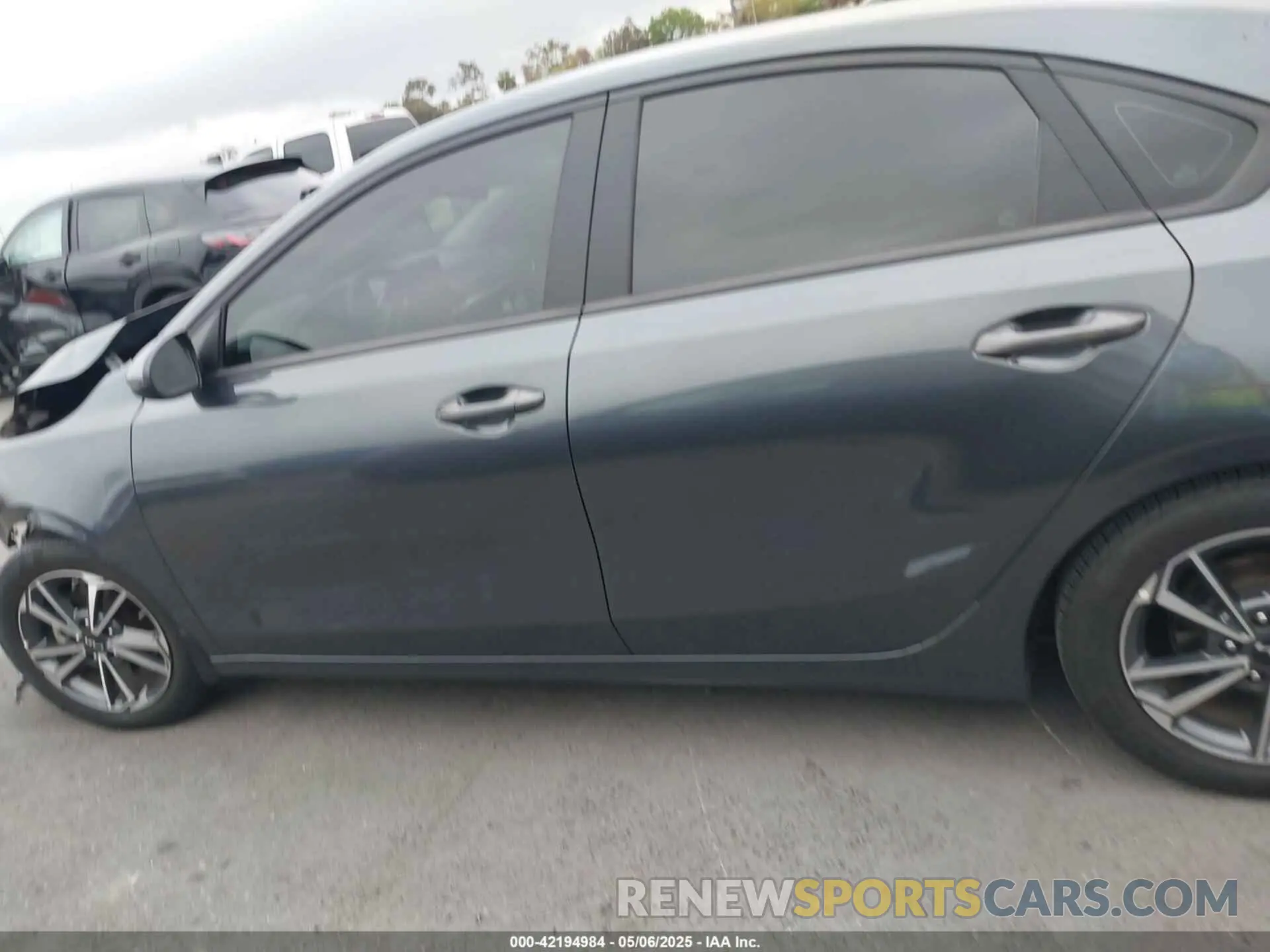 15 Photograph of a damaged car 3KPF24AD7PE563187 KIA FORTE 2023