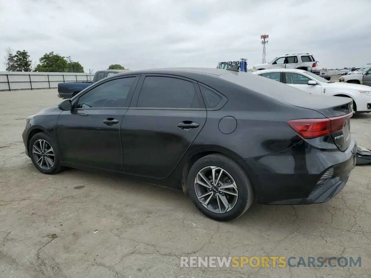2 Photograph of a damaged car 3KPF24AD7PE576148 KIA FORTE 2023
