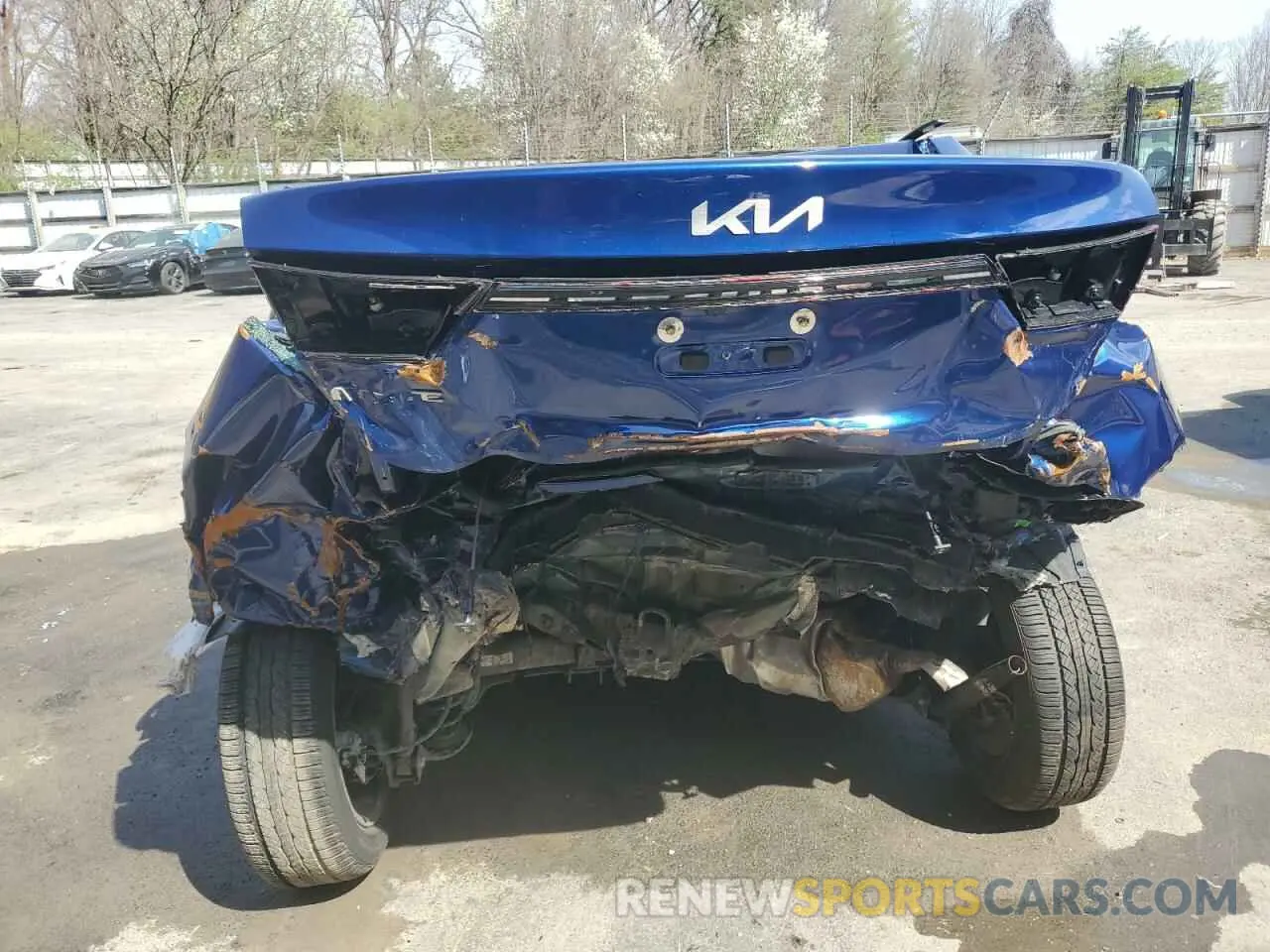 6 Photograph of a damaged car 3KPF24AD7PE604952 KIA FORTE 2023