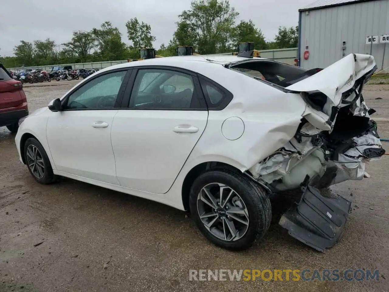 2 Photograph of a damaged car 3KPF24AD7PE612775 KIA FORTE 2023